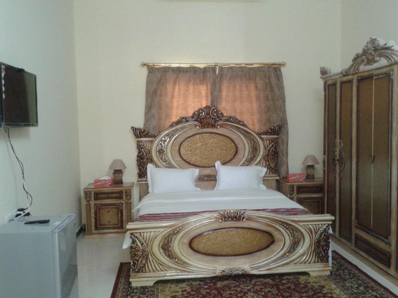 Al Ghazlan Hotel Sinaw Ruddah Exteriör bild