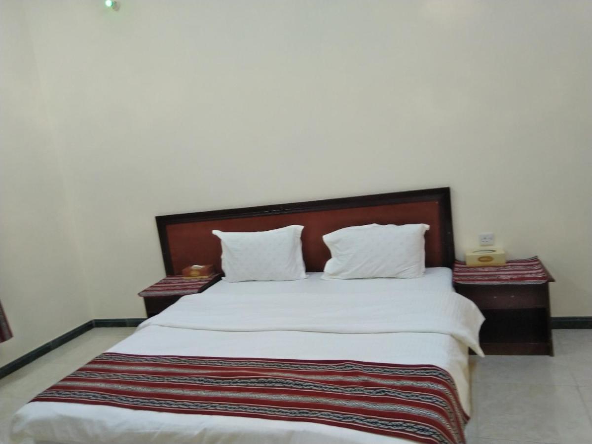 Al Ghazlan Hotel Sinaw Ruddah Exteriör bild